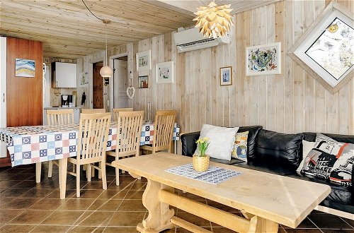 Photo 17 - 9 Person Holiday Home in Lokken