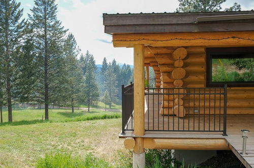 Foto 37 - Beautiful Log Chalet Near Fernie, BC