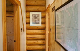 Photo 2 - Beautiful Log Chalet Near Fernie, BC