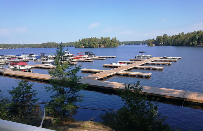 Muskoka Cottage Beautiful Lake View - Photo 10