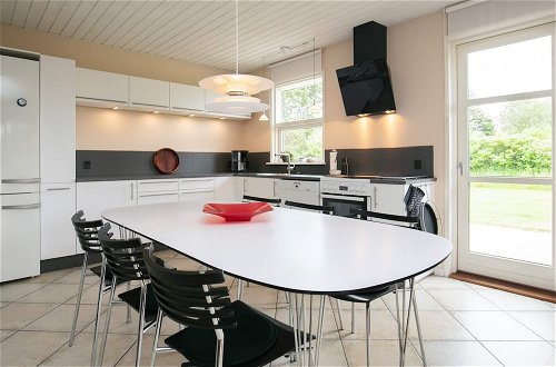 Photo 14 - 8 Person Holiday Home in Hjorring
