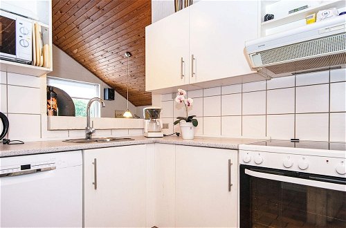 Photo 13 - 10 Person Holiday Home in Glesborg