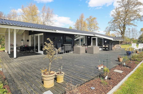 Photo 17 - Spacious Holiday Home in Væggerløse near Sea