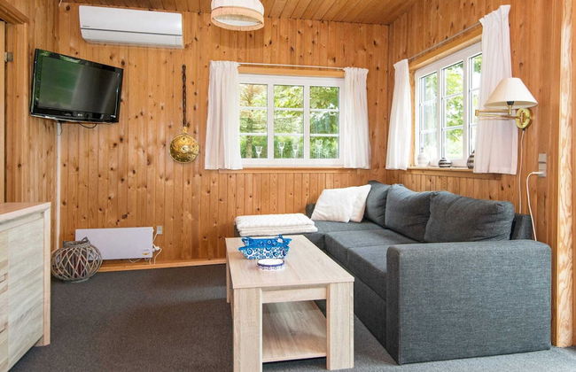 Tranquil Cottage Near Kvie Lake-by Traum - Photo 17
