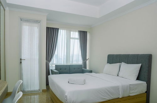 Photo 1 - Modern and Cozy Studio Menteng Park Apartment