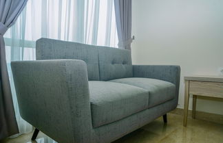 Photo 3 - Modern and Cozy Studio Menteng Park Apartment