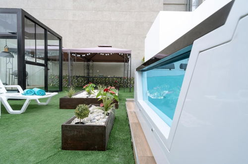 Photo 30 - Exclusive Penthouse With Private Rooftop Jacuzzi BBQ Game Room