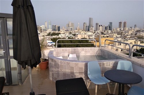 Foto 24 - TLV Suites Triplex Penthouse With pool