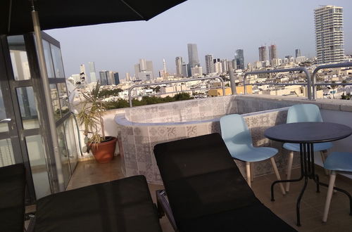 Foto 18 - TLV Suites Triplex Penthouse With pool