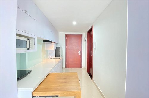 Photo 14 - Modern & Comfy Studio Apartment at Tamansari Tera Residence