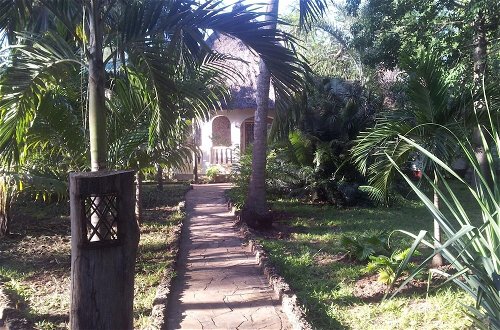 Foto 10 - Dream of Africa Cottages Kanamai