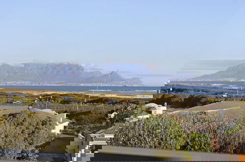 Photo 4 - Big Bay Beach Club 21