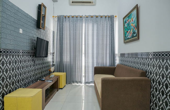Fully Furnished with Comfortable 2BR Grand Palace Kemayoran Apartment - Foto 12