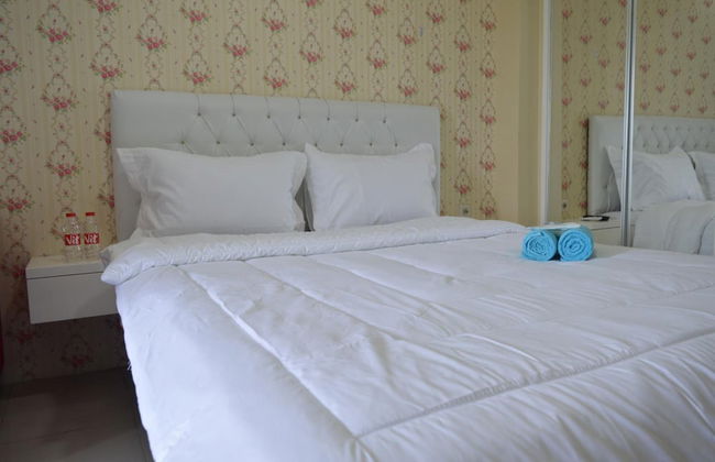 Roomku at Bassura City Apartment - Foto 16