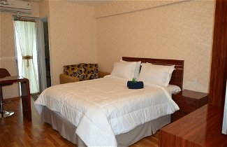 Photo 1 - Roomku at Bassura City Apartment