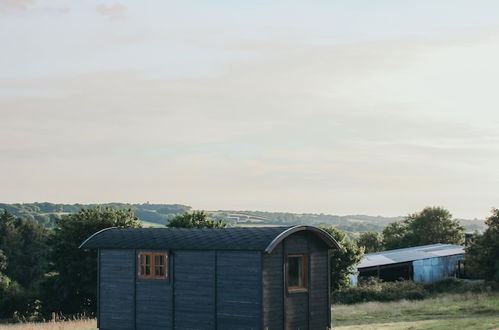 Foto 29 - Stunning Shepherd's Hut Retreat, North Devon