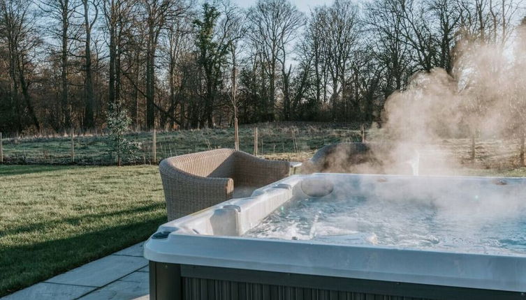 Photo 1 - Hayward House Hot Tub Large Garden