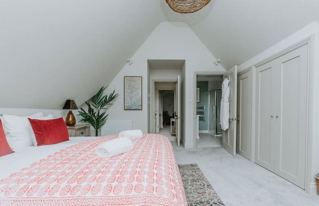 Hayward House Hot Tub Large Garden - From 1100 Per Night - Foto 11