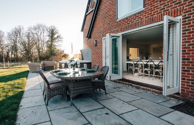 Hayward House Hot Tub Large Garden - From 1100 Per Night - Foto 32