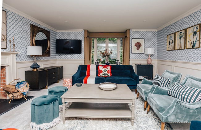 Hayward House Hot Tub Large Garden - From 1100 Per Night - Foto 45