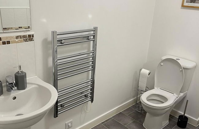Remarkable 2-bed Apartment in Wolverhampton - Foto 9