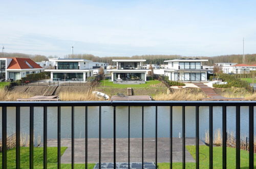 Photo 45 - Luxury Villa on the Waterfront With Jetty