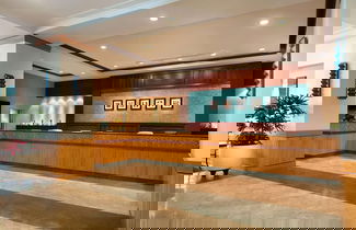 Photo 3 - Ilikai Hotel