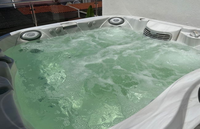 Luxury 4 bedroom villa with jacuzzi - Foto 8