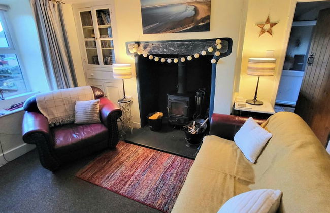 2 Bed Cottage Sleeps 4 - Pets Ok - Private Garden - Foto 8