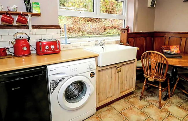 2 Bed Cottage Sleeps 4 - Pets Ok - Private Garden - Foto 4