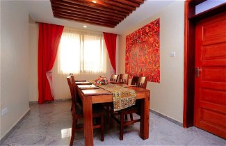 Foto 2 - Deluxe 3-bed Apartment With Swimming Pool