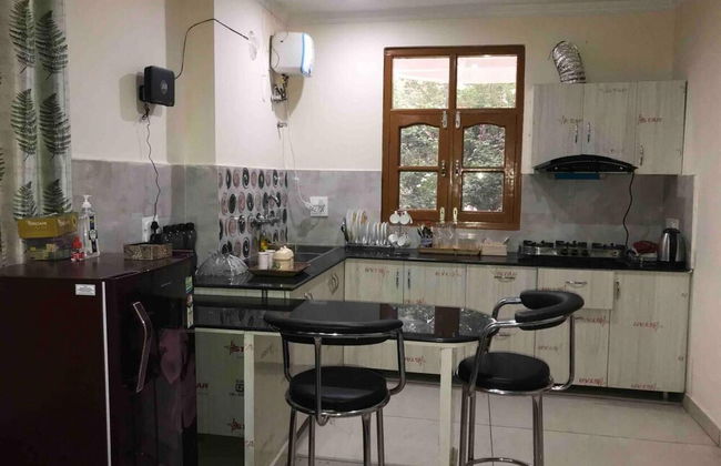 Cozy Solan Apartment With Stunning Views - Photo 5