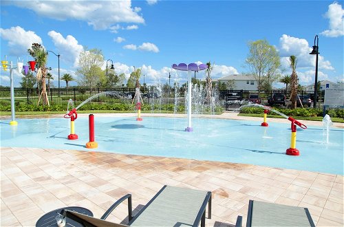 Foto 49 - Four Bedroom Storey Lake Resort Close to Disney w Pool 3063