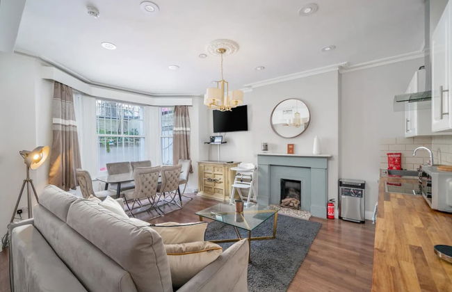 Bright and Modern 2 Bedroom Apartment in Earl's Court - Foto 10