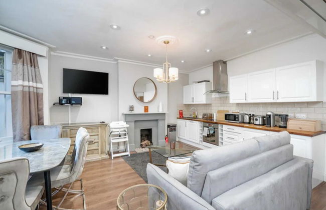 Bright and Modern 2 Bedroom Apartment in Earl's Court - Foto 12