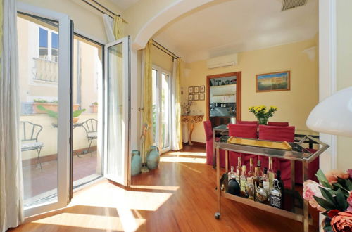 Photo 25 - 4bnb - Luxury Trevi Apartment w Terrace