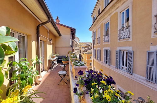 Photo 1 - 4bnb - Luxury Trevi Apartment w Terrace