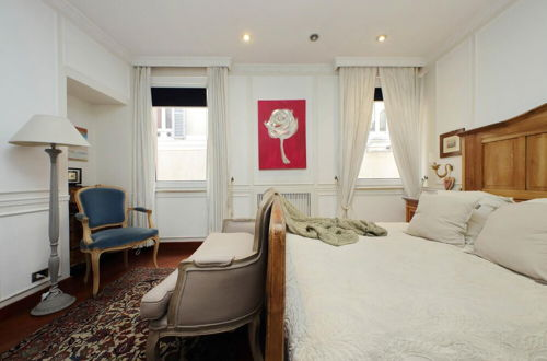 Photo 36 - 4bnb - Luxury Trevi Apartment w Terrace