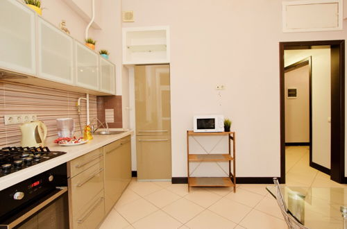 Photo 10 - LUXKV Apartment on Zemlyanoy Val 52