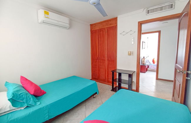 Apartamentos Rodadero - Vistas al Mar - Foto 8