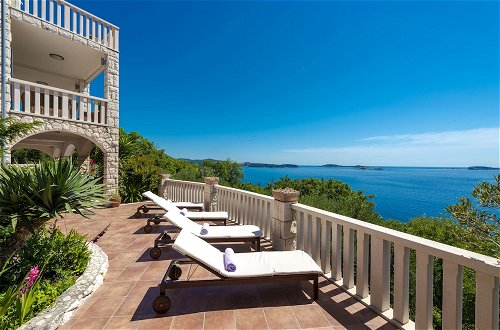 Foto 66 - Mediterranean Villa With Astonishing View Over the Adriatic sea and Private Pool