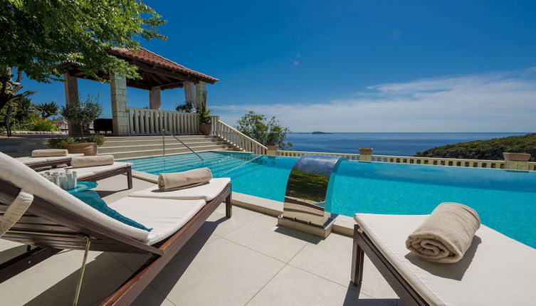 Foto 1 - Mediterranean Villa With Astonishing View Over the Adriatic sea and Private Pool