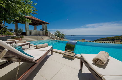 Foto 1 - Mediterranean Villa With Astonishing View Over the Adriatic sea and Private Pool