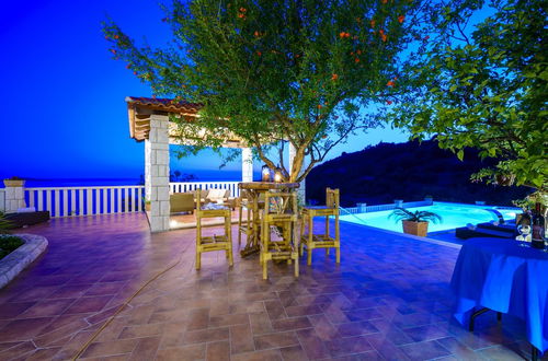 Foto 62 - Mediterranean Villa With Astonishing View Over the Adriatic sea and Private Pool