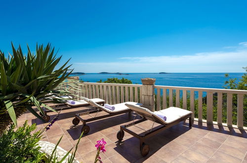 Foto 67 - Mediterranean Villa With Astonishing View Over the Adriatic sea and Private Pool