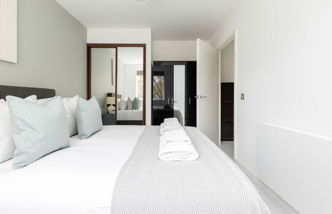 Luminous 2 Bed Balcony Flat in Islington - Foto 17