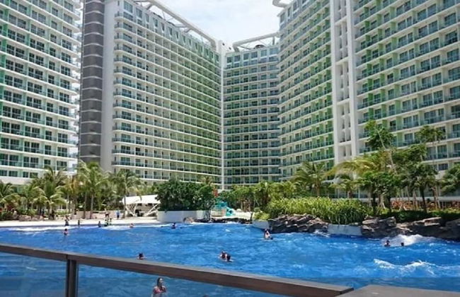 Azure Rio West Wave Pool 1 Bedroom near Airport - Photo 11