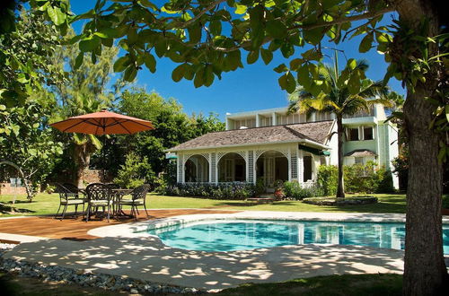 Photo 22 - Seagrapes 5br by Jamaican Treasures