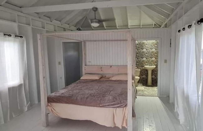 Captivating 1-bed Cottage in Codrington - Foto 3