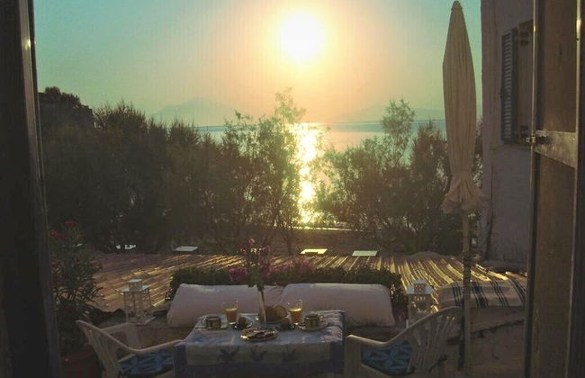 Alkistis Cozy By The Beach Apt in Ikaria Island, Therma Ground Floor - Foto 1